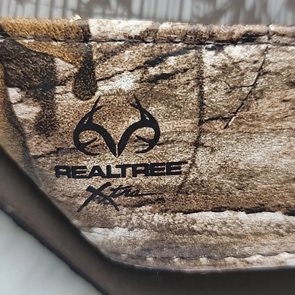 Realtree men brown